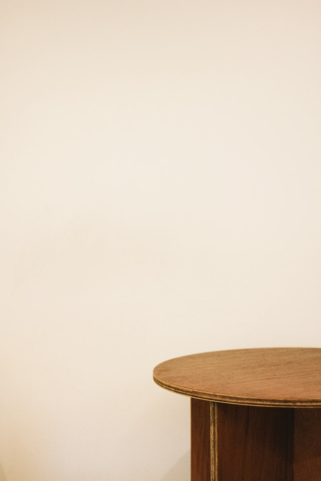 How to Care for Your Wooden Desk: Essential Tips for Longevity and Beauty