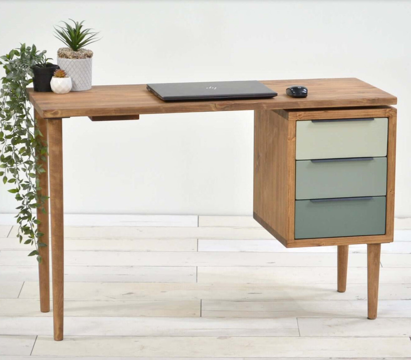 Mid Century Executive Desk with 3 Drawers